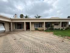 Featured Photo2 - ON-SITE AUCTION - 4-BEDROOM FAMILY HOME IN IMPALAPARK EXT 1, BOKSBURG