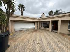 Featured Photo2 - ON-SITE AUCTION - 4-BEDROOM FAMILY HOME IN IMPALAPARK EXT 1, BOKSBURG