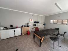 Featured Photo2 - KEMPTON PARK CBD INDUSTRIAL PROPERTY PORTFOLIO - ONLINE AUCTION