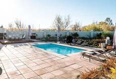 Featured Photo2 - Five Star Guesthouse/ Large Family Home in Nieuwoudville, Northern Cape