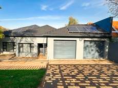 Featured Photo1 - Insolvent Estate Online Auction: 3-Bedroom House - Linden, Johannesburg