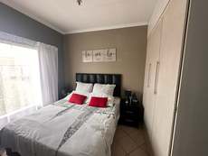 Featured Photo2 - 2-BEDROOM APARTMENT IN FAIRWAYS GARDEN ESTATE, THE ORCHARDS, PRETORIA NORTH - ONLINE LIQUIDATION AUCTION
