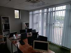 Featured Photo2 - COMMERCIAL OFFICE UNIT IN FOURWAYS, GAUTENG - ONLINE LIQUIDATION AUCTION