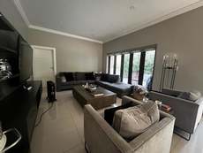 Featured Photo2 - Stunning 5 Bedroom Home in Eagle Canyon Golf Estate